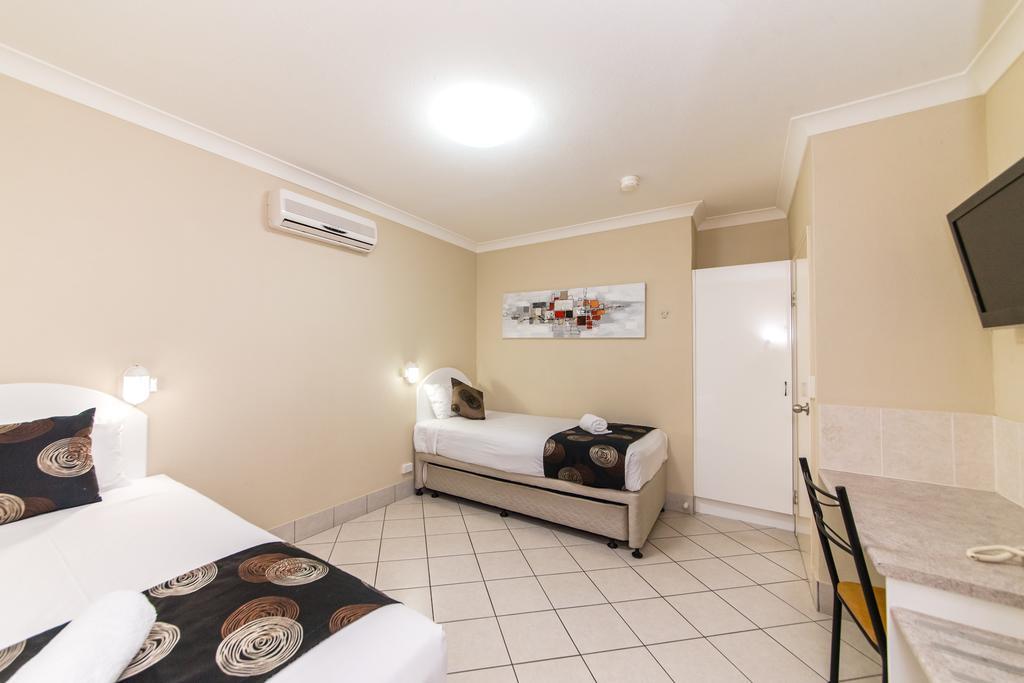 Villa Capri Motel Rockhampton Exterior photo